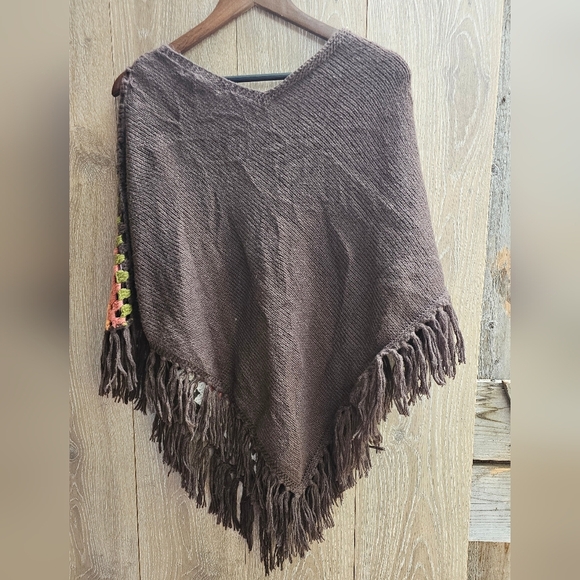 NWT Cactus + Pearl Multicolor Crochet Poncho with Fringe - Picture 4 of 4